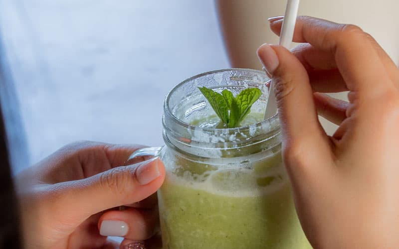 Recept na Zelené smoothie s avokádem a ovocem